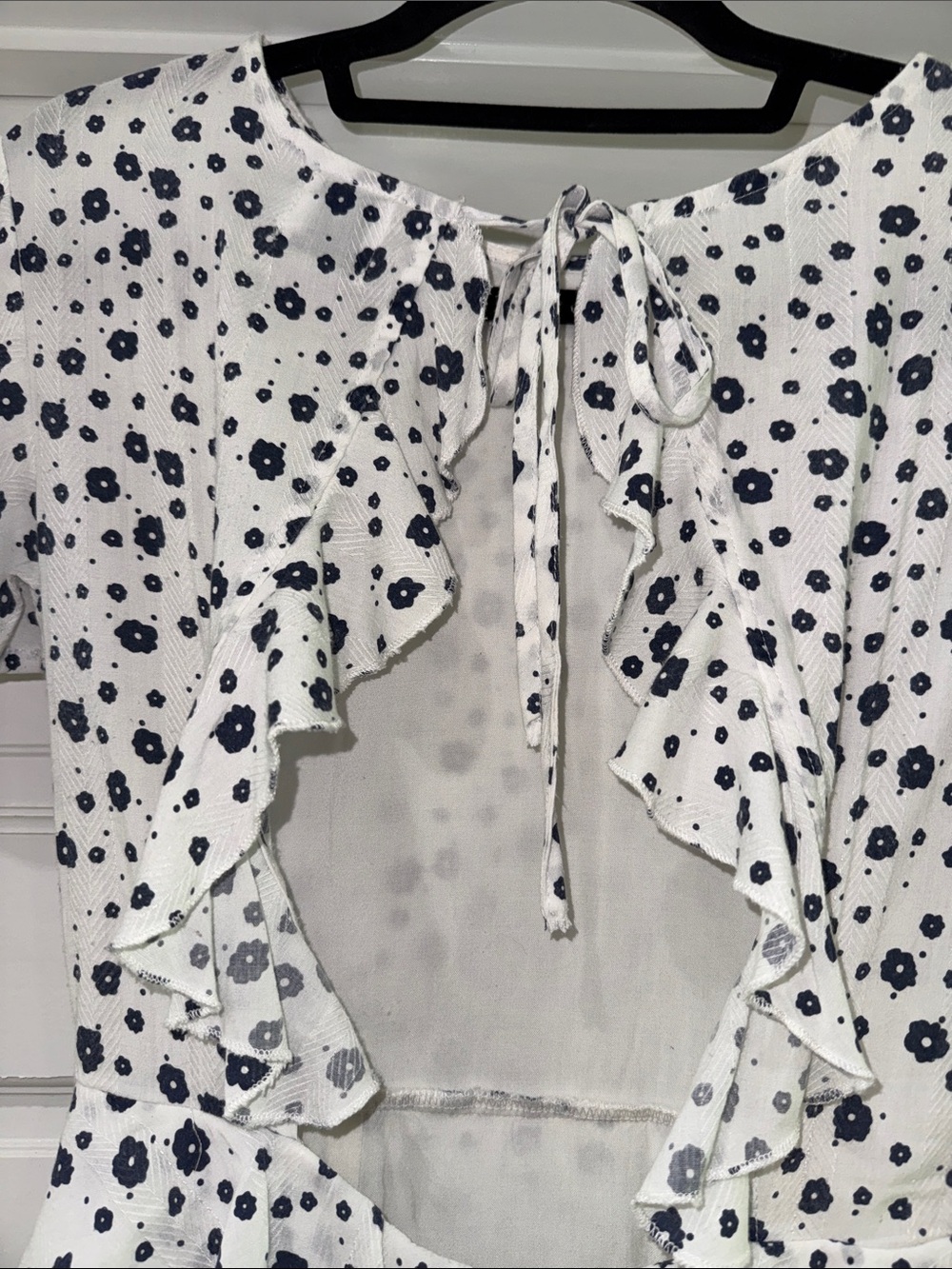 Princess Polly White & Navy Floral Short Sleeve Fit-and-Flare Dress Open Back - Picture 13 of 16